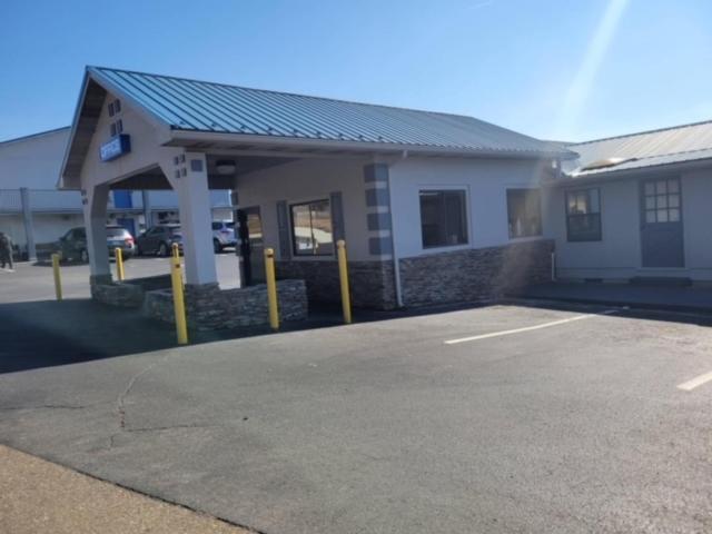 Smokies Inn - New Linens & Ultrafast Wifi - Friendliest Hospitality Guaranteed! Kodak Exterior foto